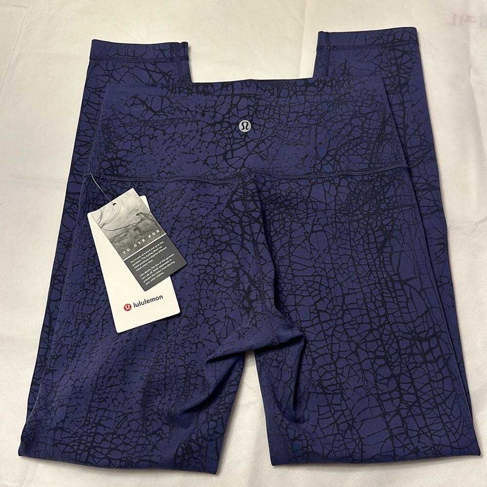 Lululemon Wunder Train HR Tight 25” *Dye size 6